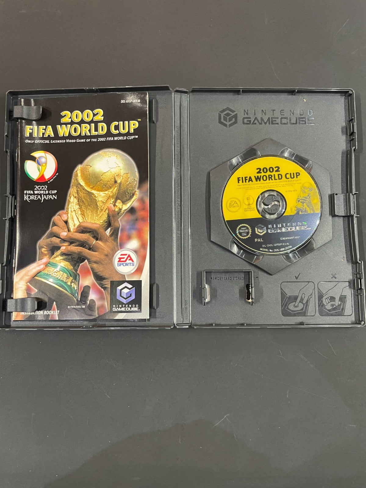 2002 Fifa World Cup - Nintendo Gamecube - Complete with Manual