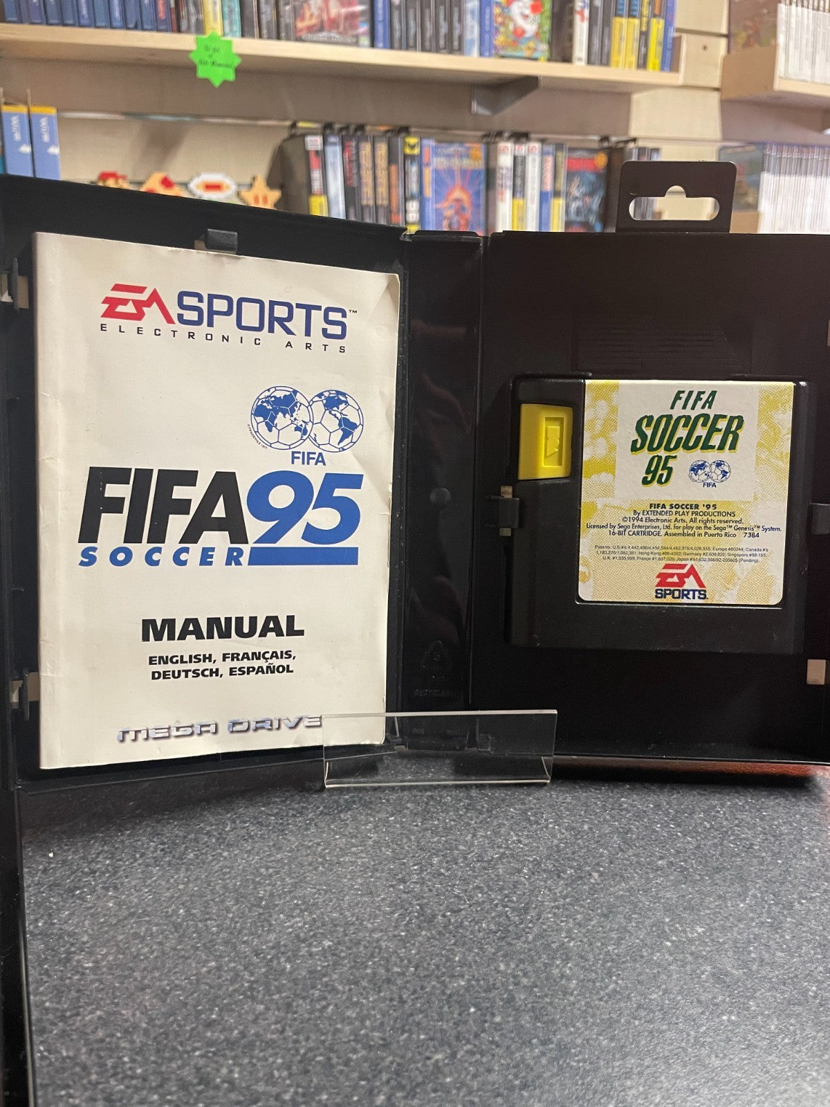 Fifa Soccer 95 - SEGA Mega Drive - Boxed with Manual