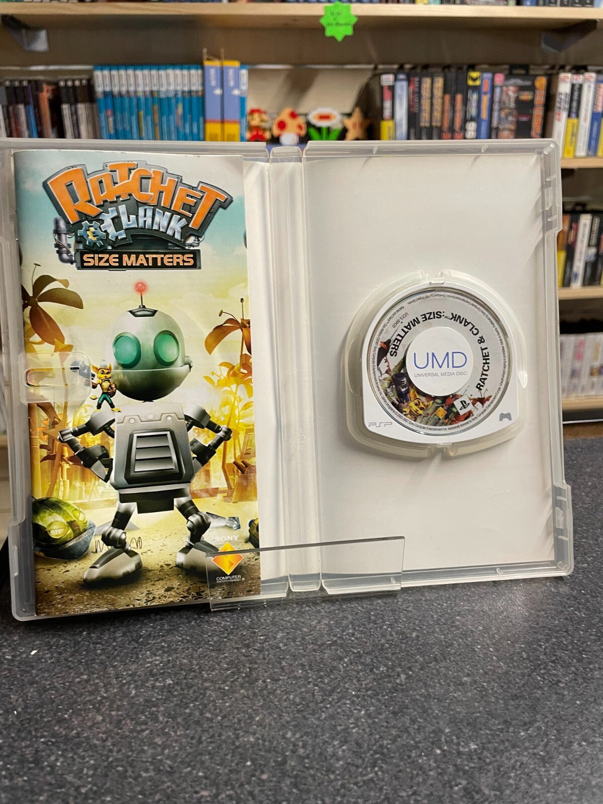 Rachet and Clank: Size Matters - Sony - PSP - Complete with Manual