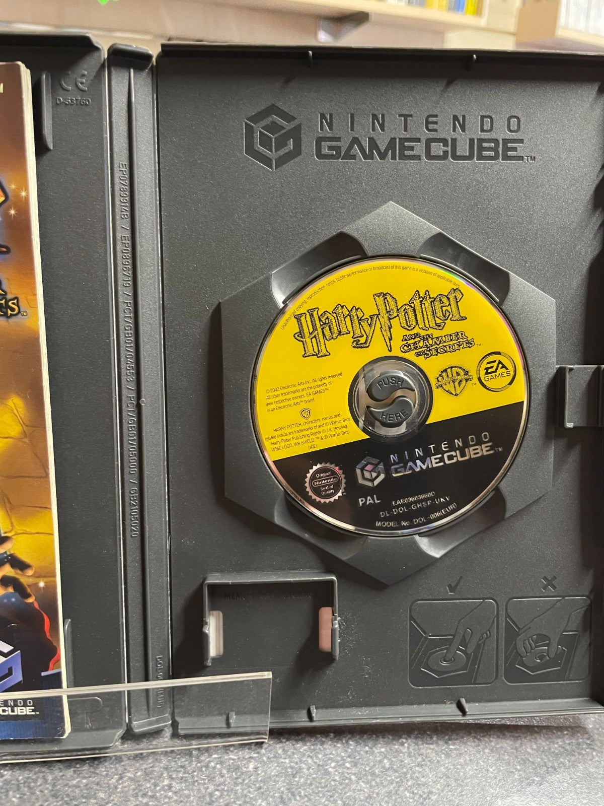 Harry Potter and the Chambers of Secrets - Nintendo GameCube - Complete w/Manual