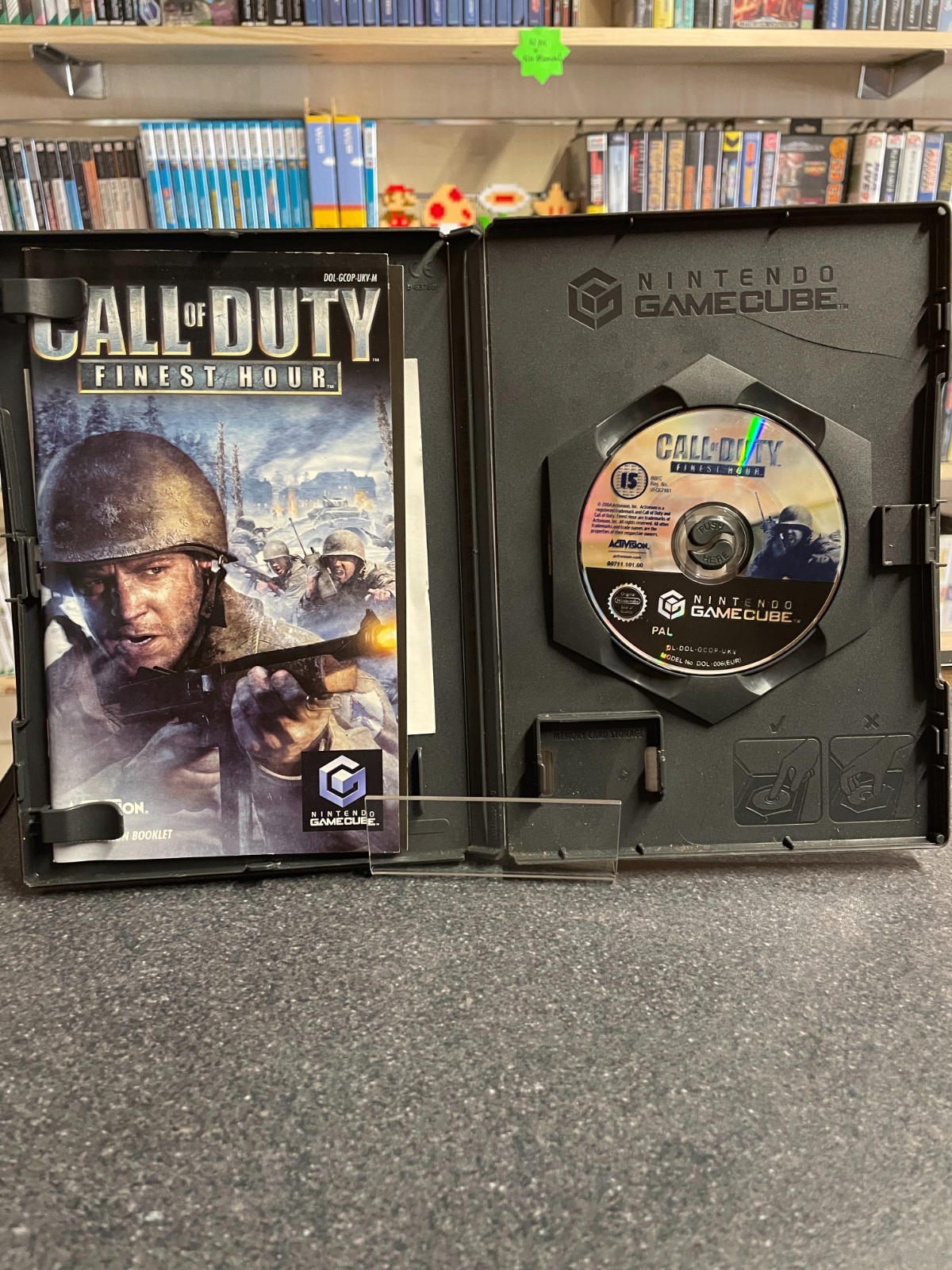 Call of Duty: Finest Hour - Nintendo GameCube - Complete with Manual