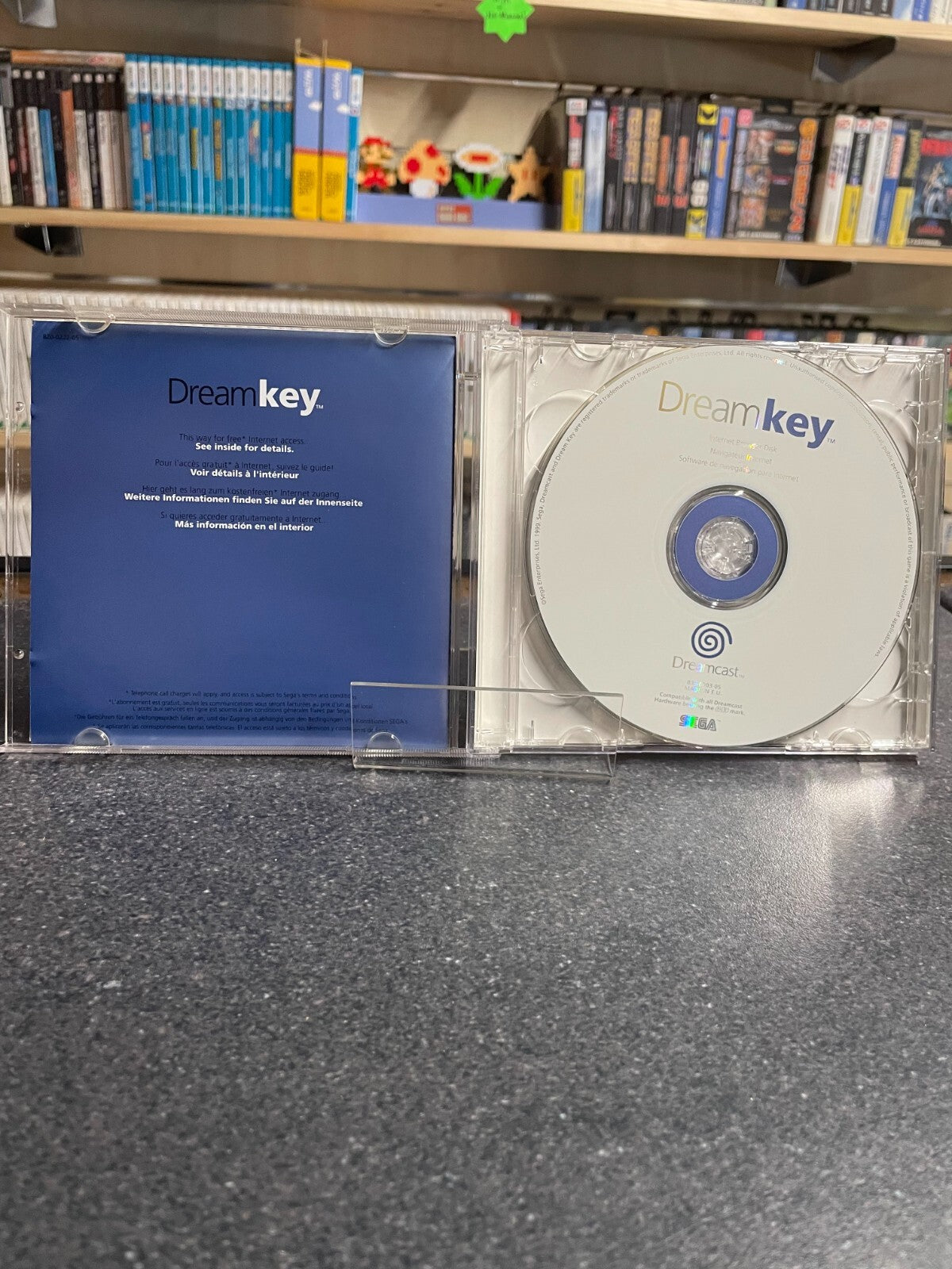 Dreamkey - SEGA Dreamcast - Complete with Demo On Volume 1
