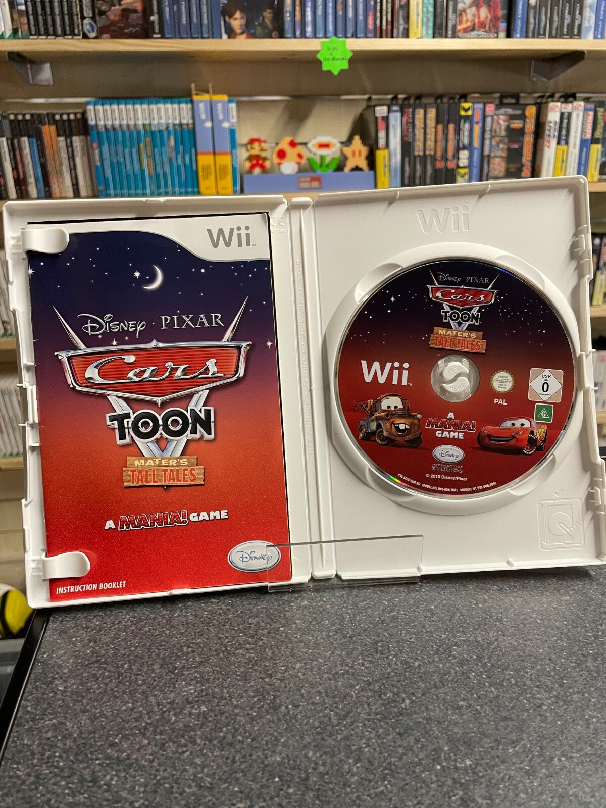 Disney Pixar Cars Toon: Mater's Tall Tales - Nintendo Wii - Complete with Manual