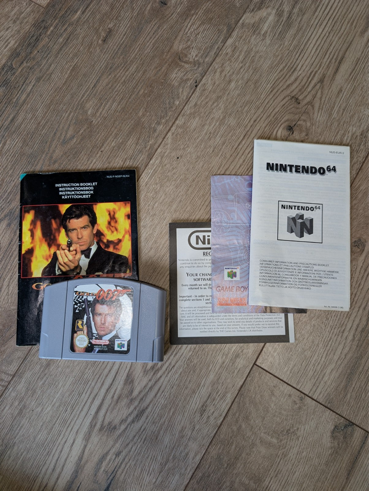 Nintendo N64 Limited Edition Gold Controller Console - Boxed with Goldeneye