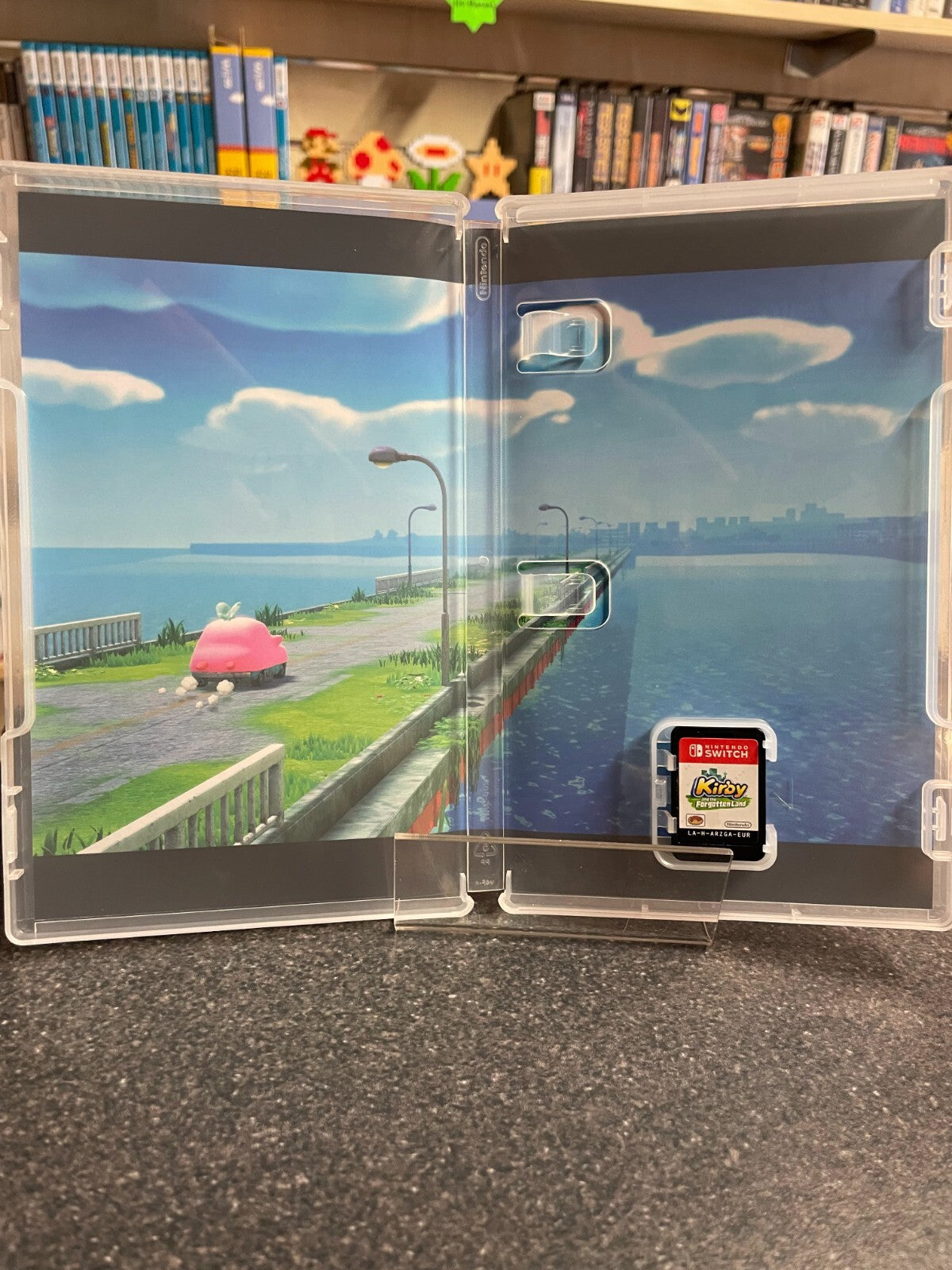Kirkby and the Forgotten Land - Nintendo Switch - Boxed