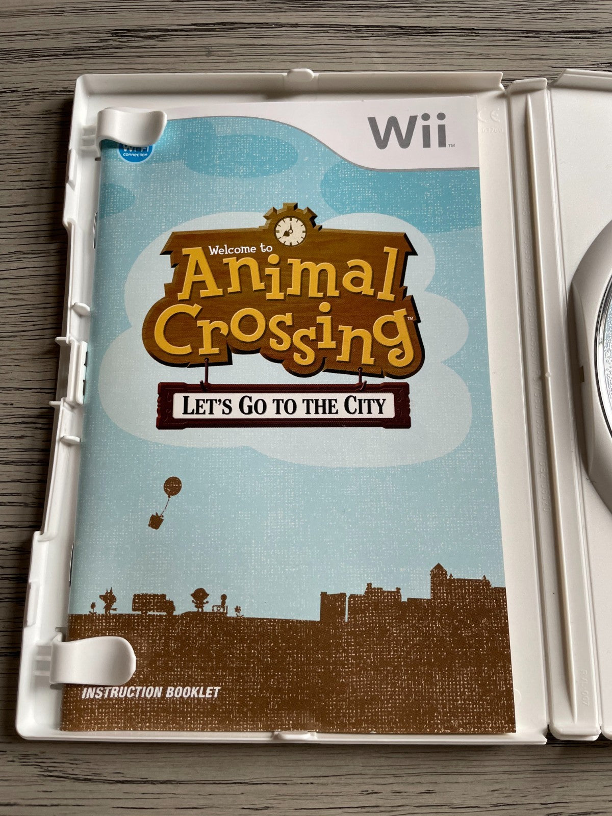 Animal Crossing: Lets go to the City - Nintendo Wii - Complete with Manual VGC