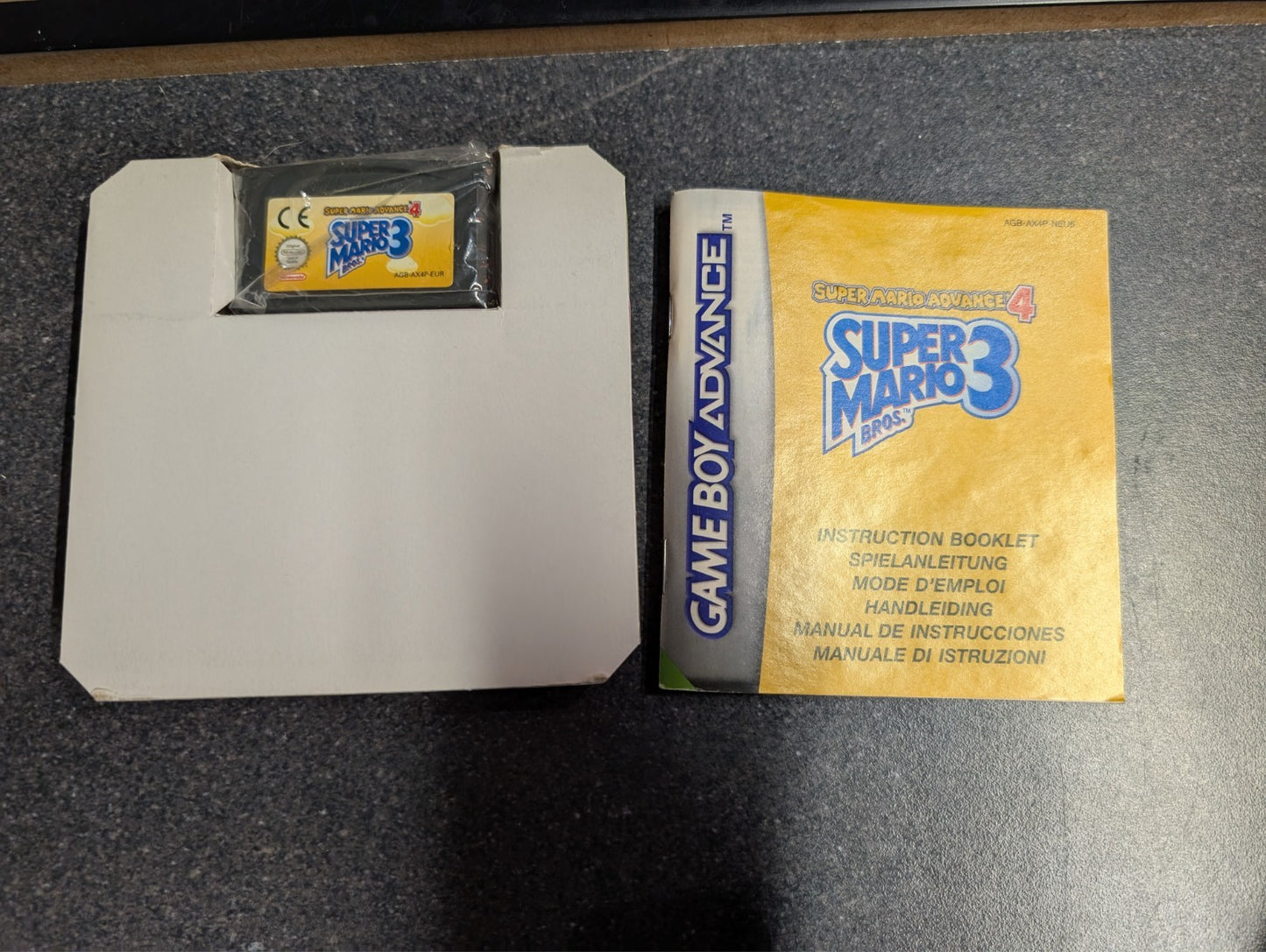 Super Mario Bros 3 Super Mario Advance 4 - Nintendo Gameboy Advance - Boxed CIB