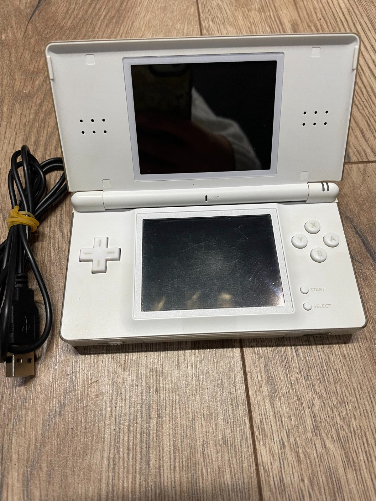 Nintendo DS Lite - White - Unboxed with Cable *READ DESCRIPTION*