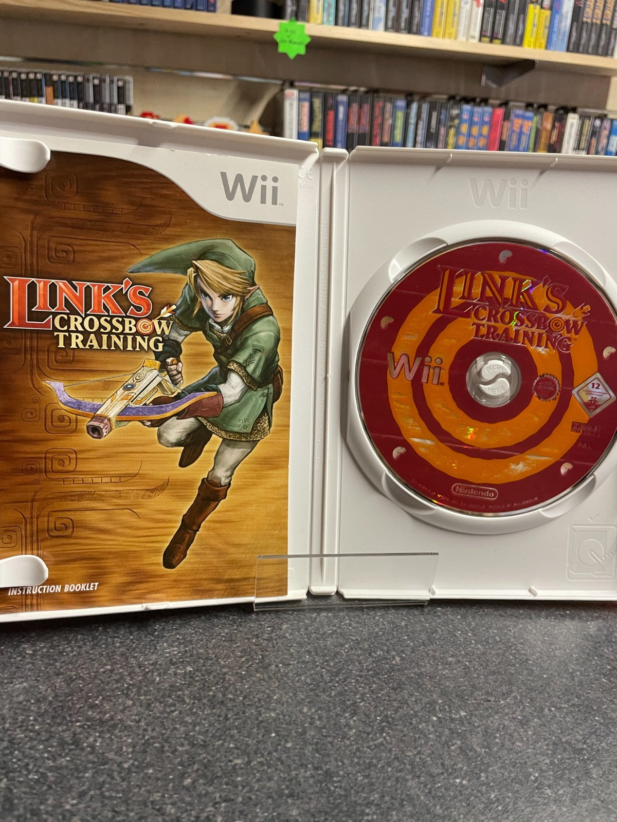 Link's Crossbow Training - Nintendo Wii - Complete with Manual