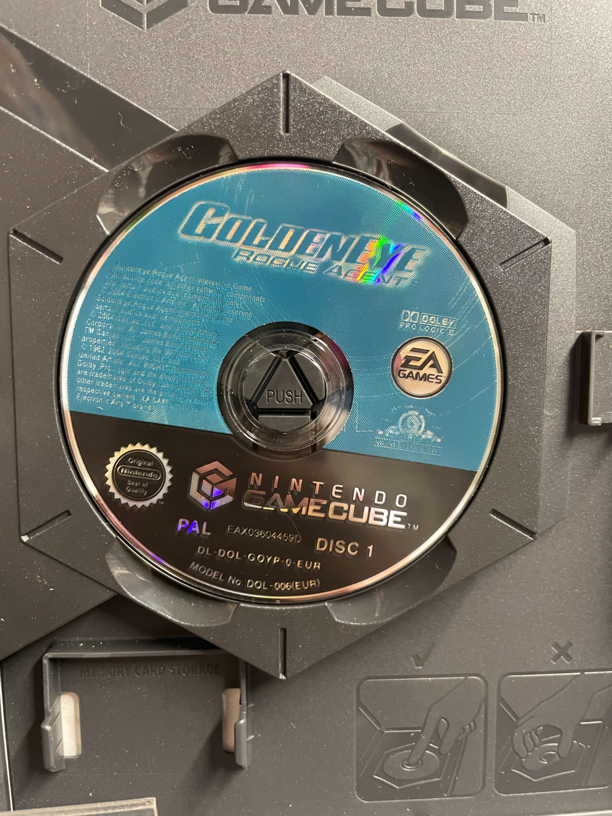 Golden Eye: Rogue Agent - Nintendo GameCube - Complete with Manual
