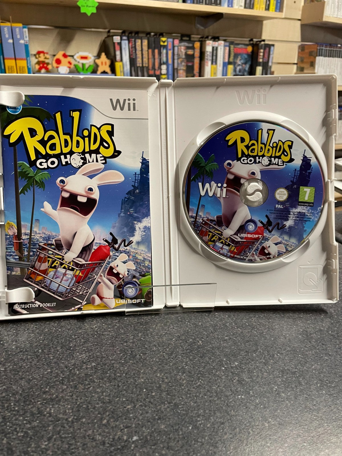 Rabbids: Go Home - Nintendo Wii  - Boxed with Manual