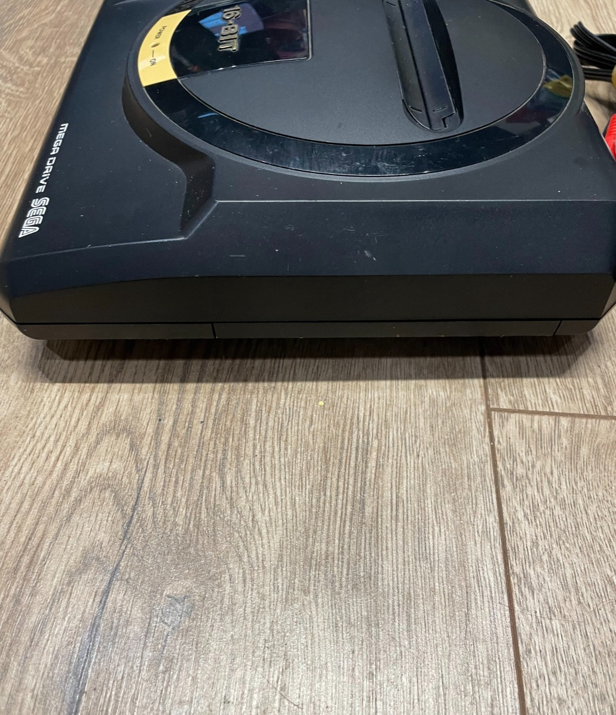 SEGA Mega Drive - SEGA - Unboxed with Controller & Cables