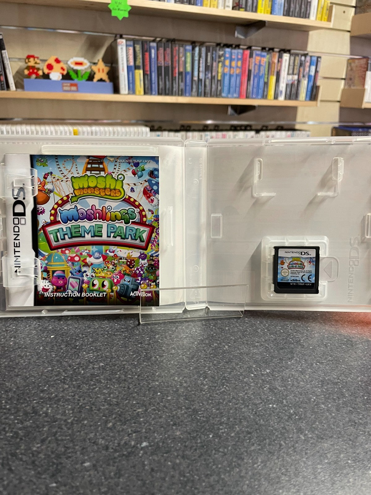 Moshi Monsters: Moshlings Theme Park - Nintendo DS - Boxed with Manual