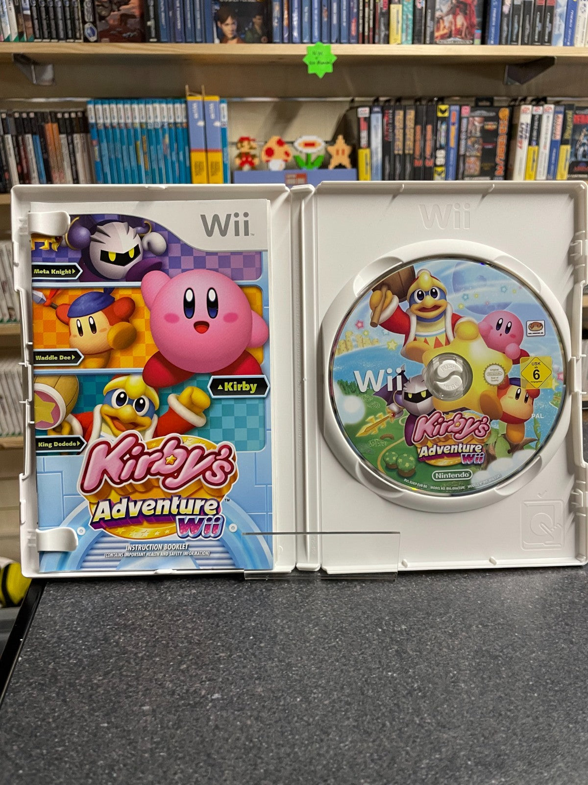 Kirby's Adventure Wii - Nintendo Wii - Boxed with Manual