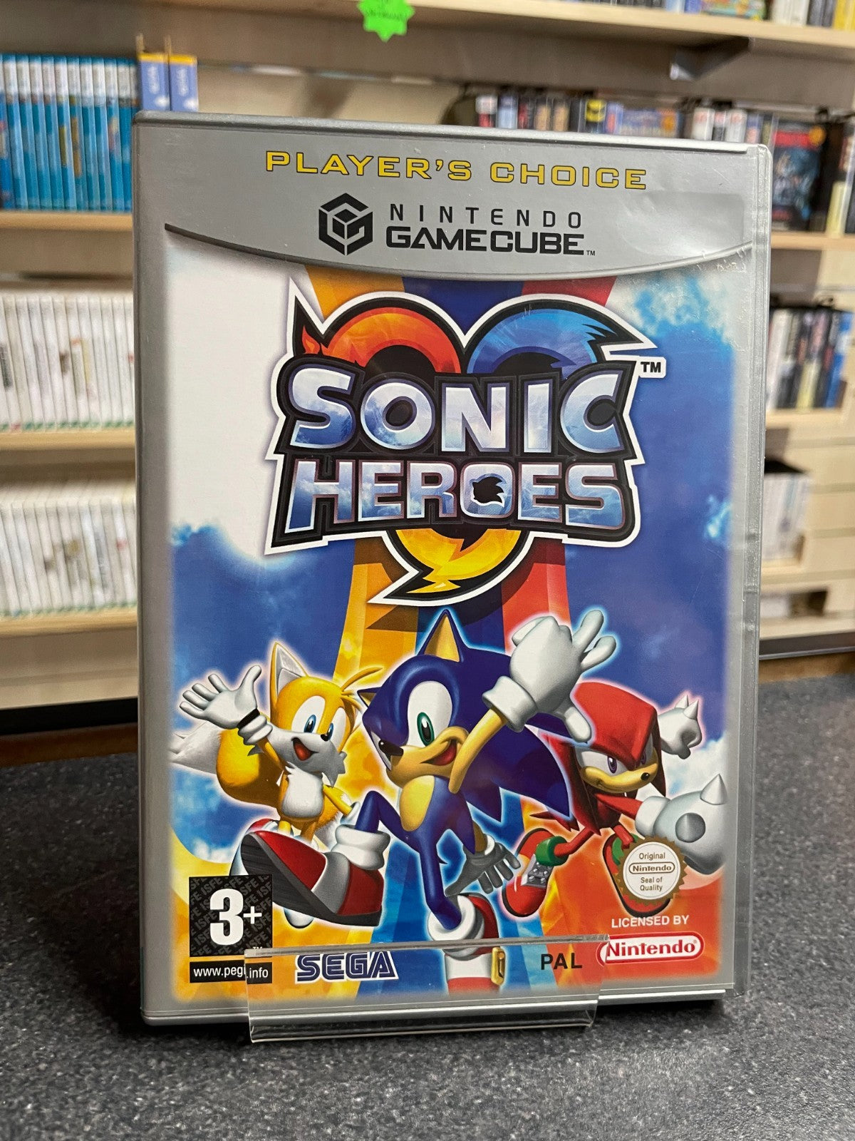 Sonic Heroes - Nintendo GameCube - Complete with Manual