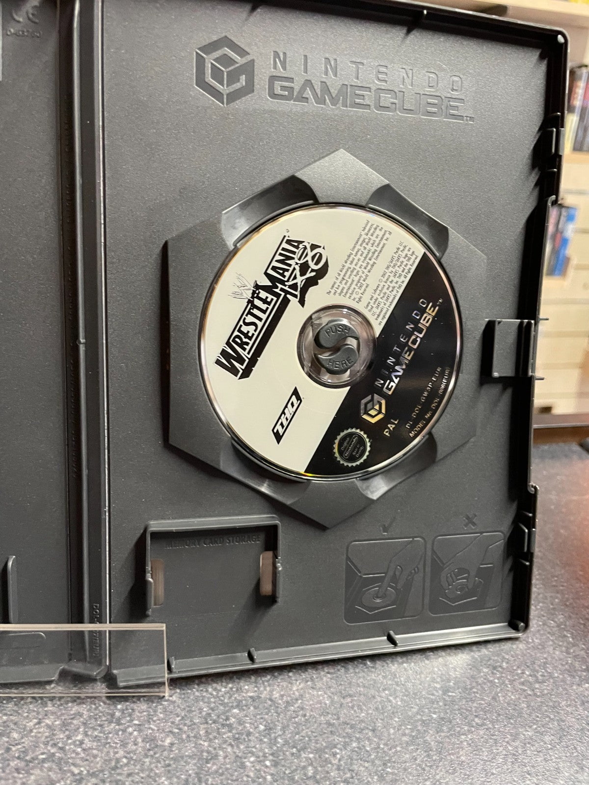 WWE Wrestle Mania X8 - Nintendo GameCube - Complete with Manual