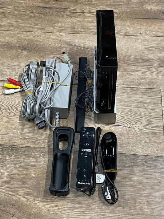Nintendo Wii Console Black - Complete with Cables & Controllers - Unboxed