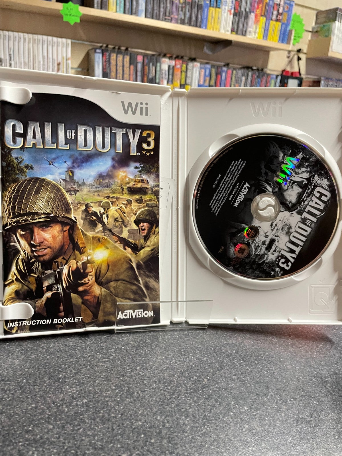 Call of Duty 3 - Nintendo Wii - Boxed with Manual