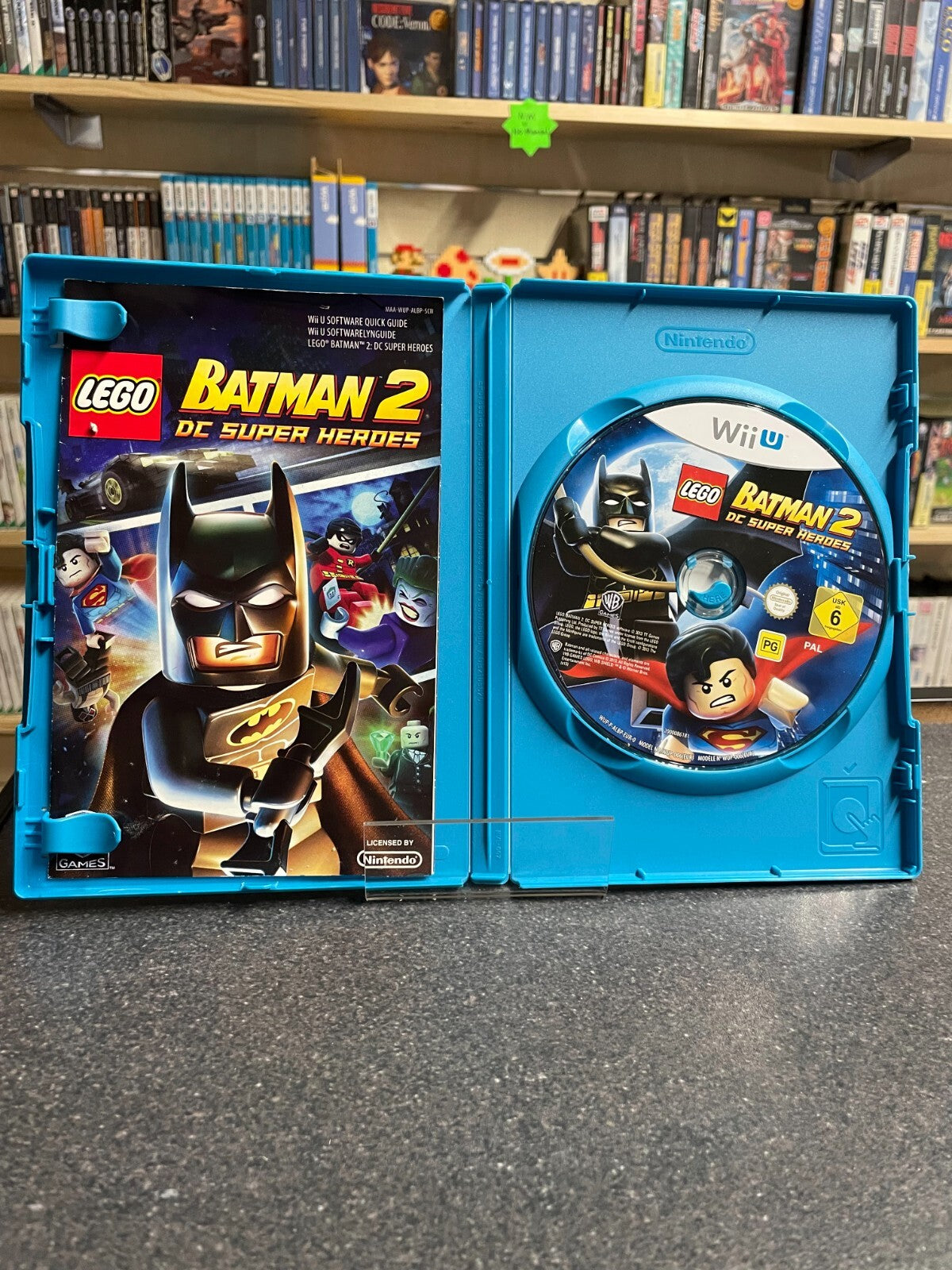 LEGO Batman 2: DC Super Heroes - Nintendo Wii U - Complete with Manual