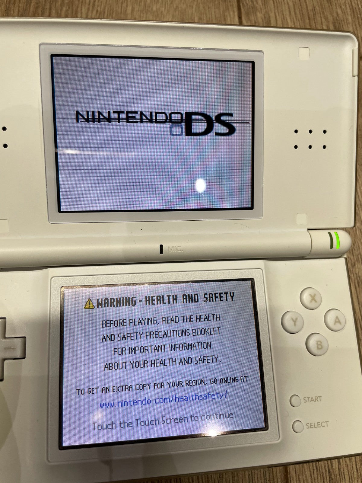 Nintendo DS Lite - White - Unboxed with Cable *READ DESCRIPTION*