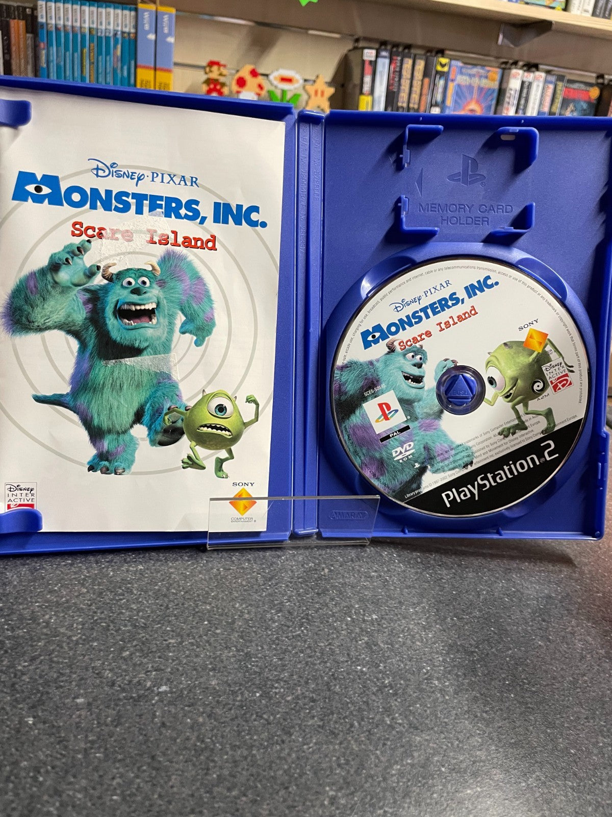 Disney Pixar Monsters Inc. Scare Island- Sony Playstation 2 PS2 - Boxed w/Manual