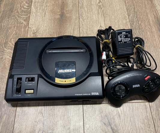SEGA Mega Drive - SEGA - Unboxed with Controller & Cables