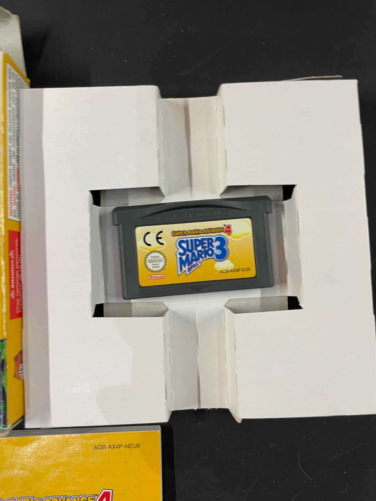 Super Mario Advance 4: Super Mario Bros. 3 - Game Boy Advance -Complete w/Manual