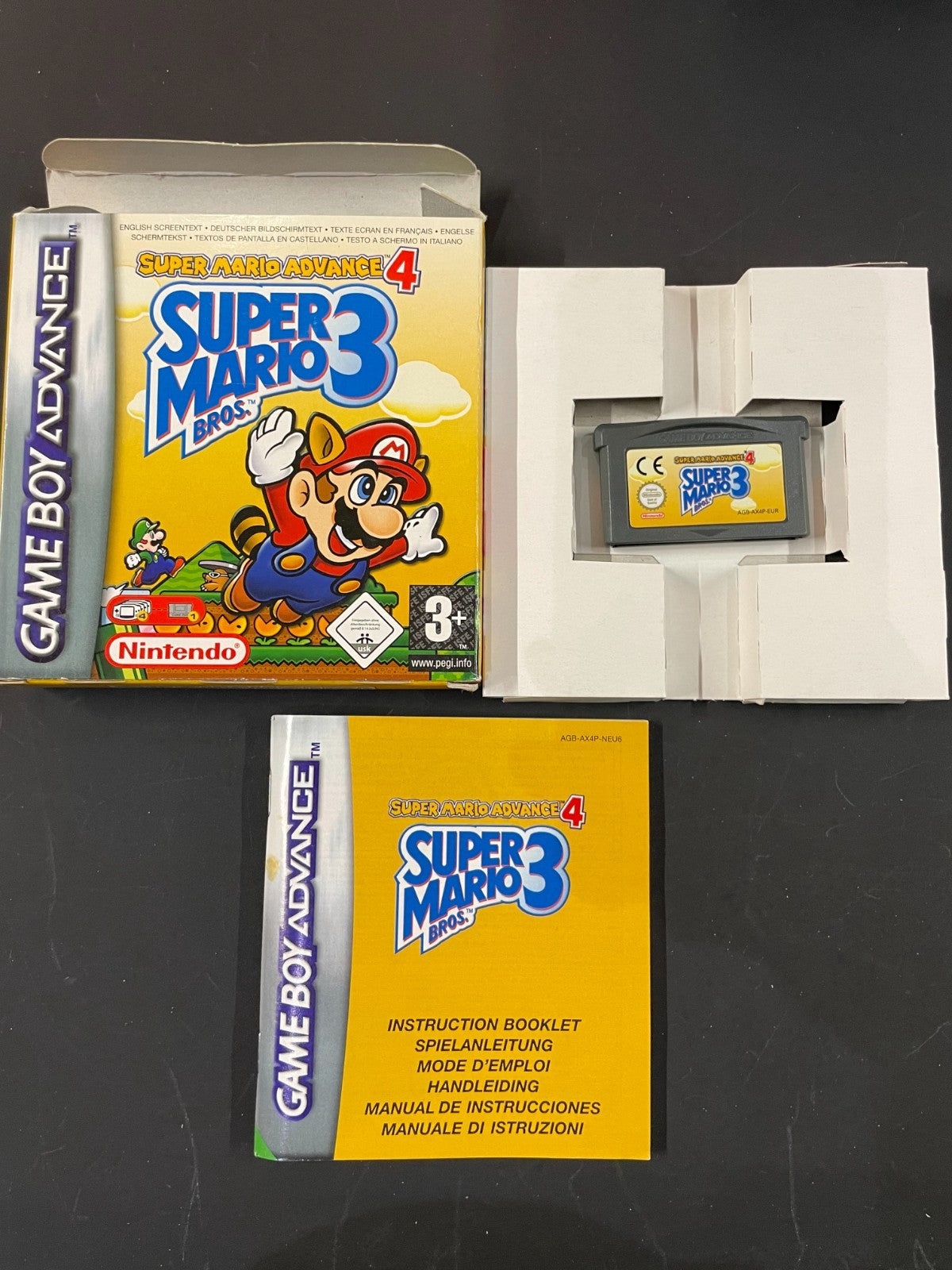 Super Mario Advance 4: Super Mario Bros. 3 - Game Boy Advance -Complete w/Manual