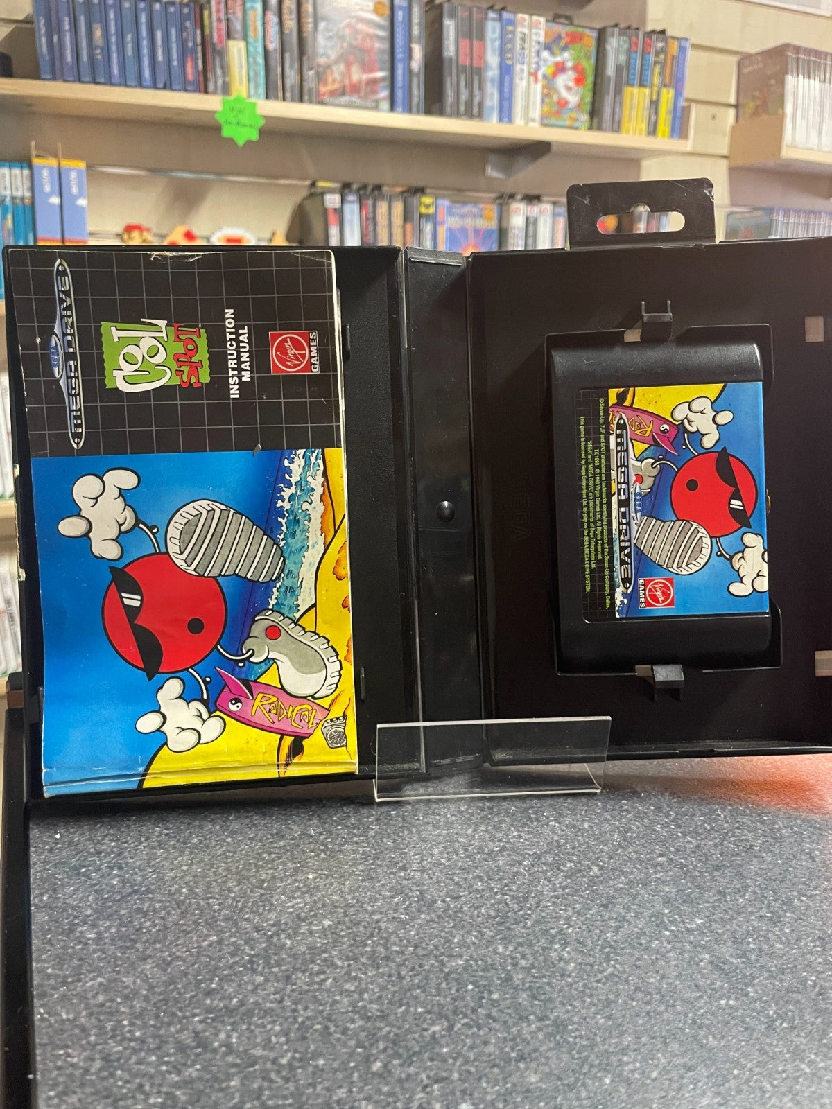 Cool Spot - SEGA Mega Drive - Boxed wtih Manual