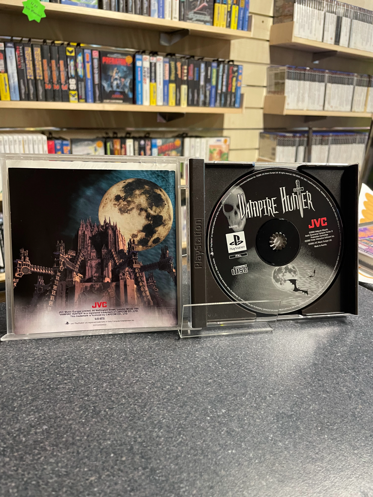 Vampire Hunter - Sony Play station 1 PS1 - Complete with Manual