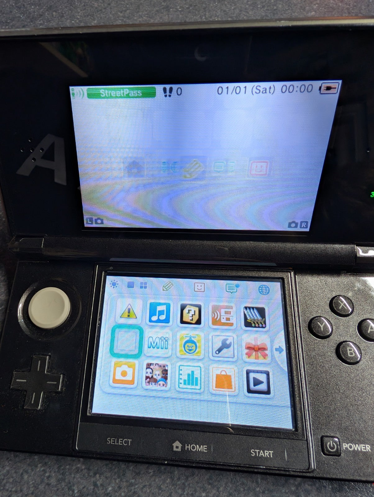 Nintendo 3DS - Black - Boxed No Cardboard Inserts