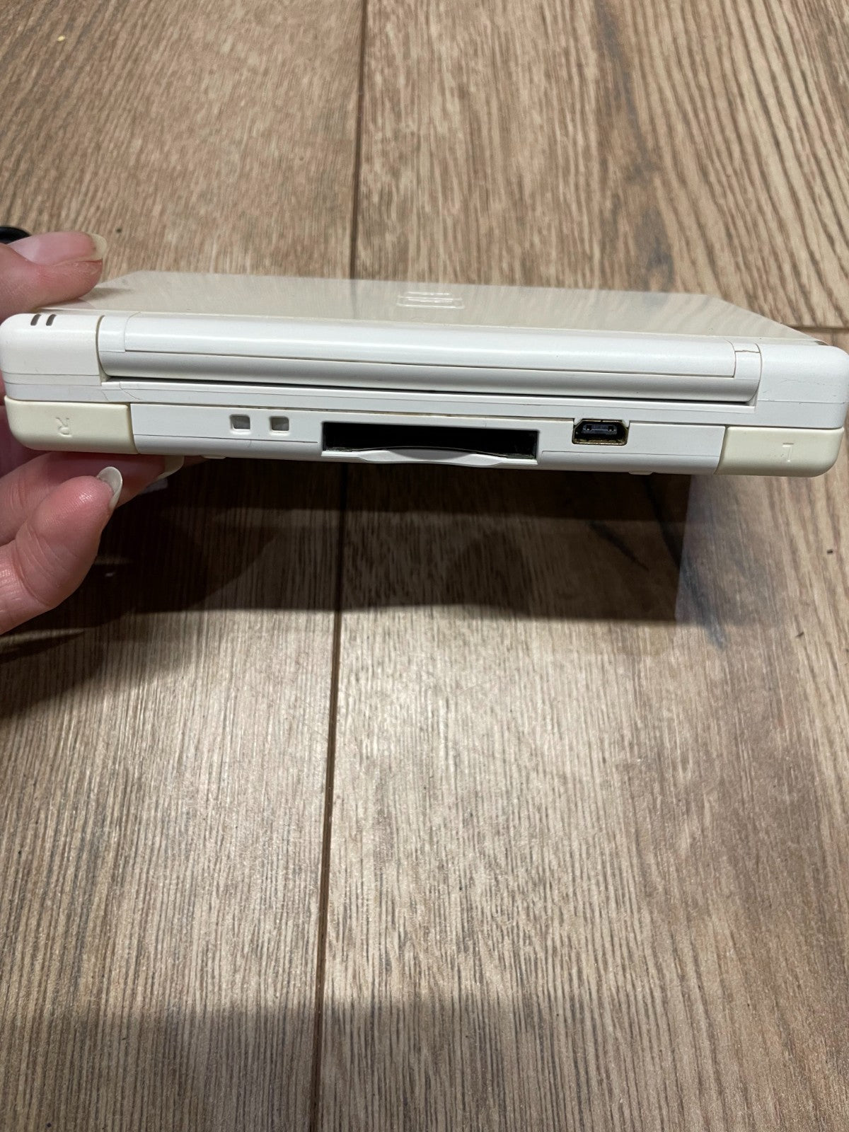 Nintendo DS Lite - White - Unboxed with Cable *READ DESCRIPTION*