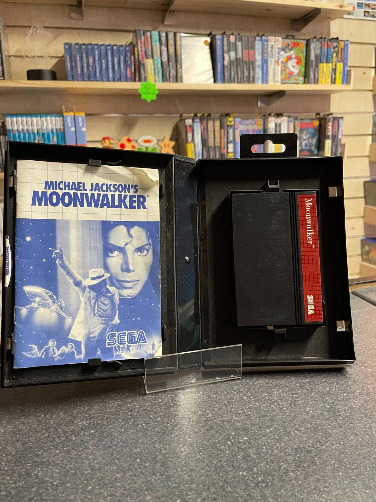 Michael Jackson's: Moonwalker - Sega Master System - Boxed with Manual - USA