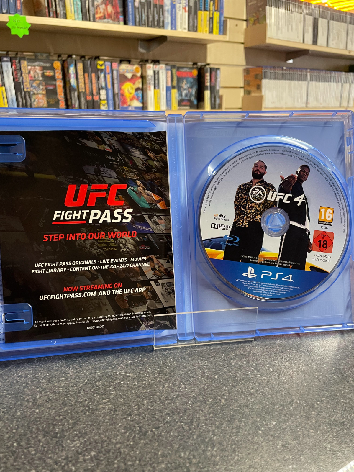 EA Sports UFC 4 - PlayStation 4 PS4